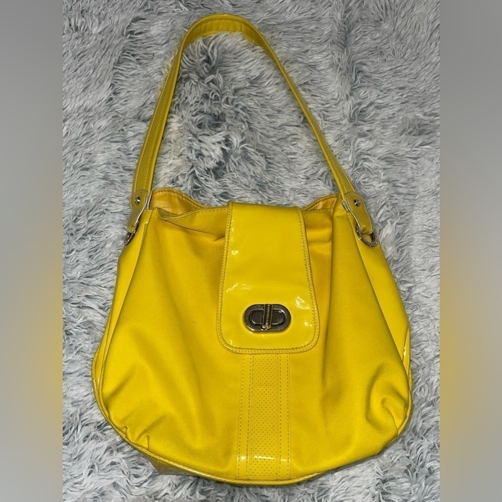 Isaac Mizrahi yellow canvas and vinyl bag